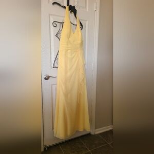 David's Bridal Yellow Halter Neck Dress Size 12 F12688 CANARY